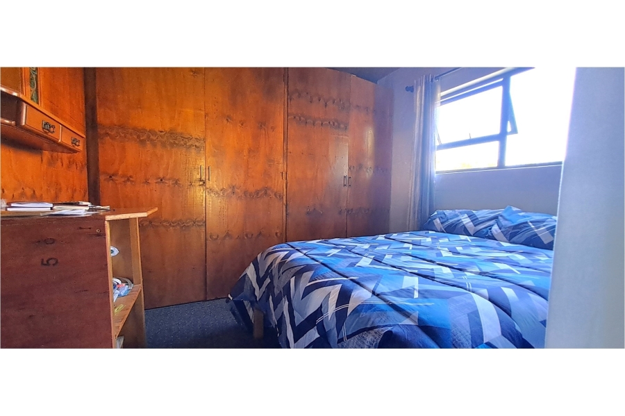 2 Bedroom Property for Sale in Suurbraak Western Cape